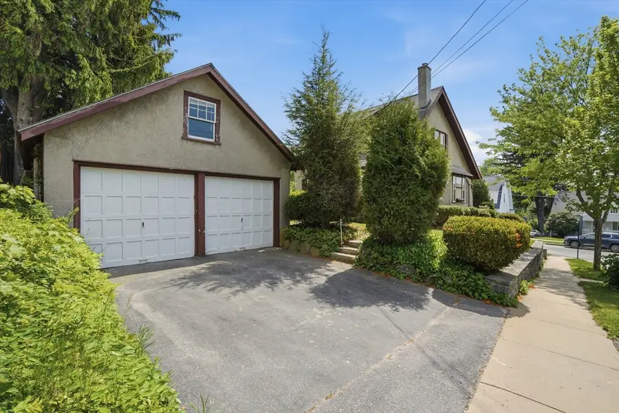 2 Jeppson Avenue, Worcester, MA 01606 - #3