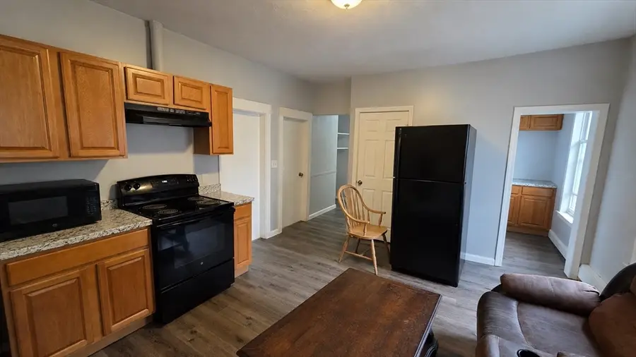 16 W Oberlin St, Worcester, MA 01610 - #3