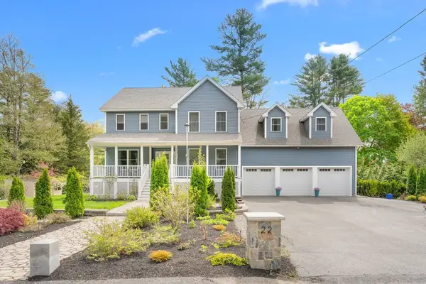 22 Jacobs Rd, Southbridge, MA 01550
