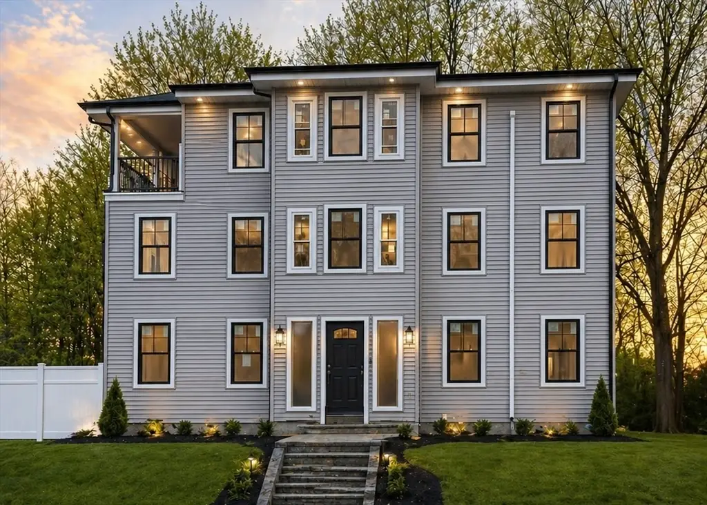 33 Milford St, Upton, MA 01568 - #1