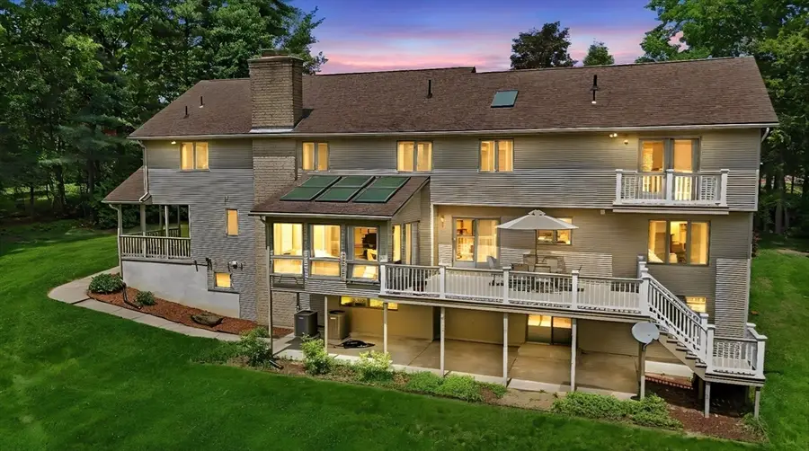 27 Lady Slipper Cir, Westfield, MA 01085 - #2