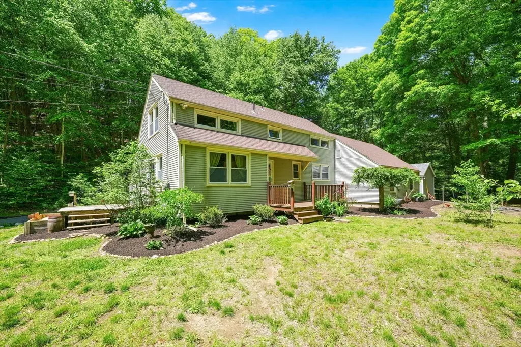 567 Loomis St, Westfield, MA 01085 - #1