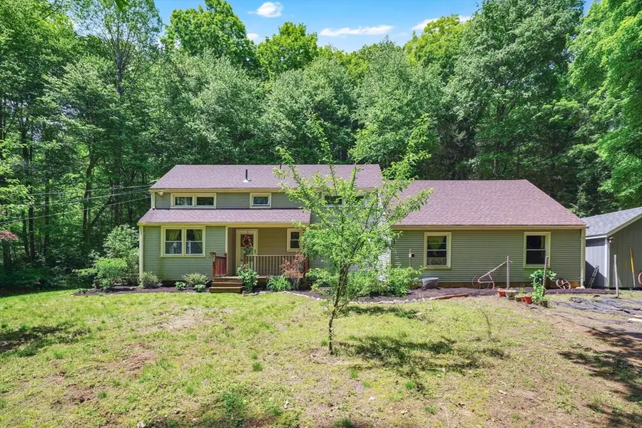 567 Loomis St, Westfield, MA 01085 - #2