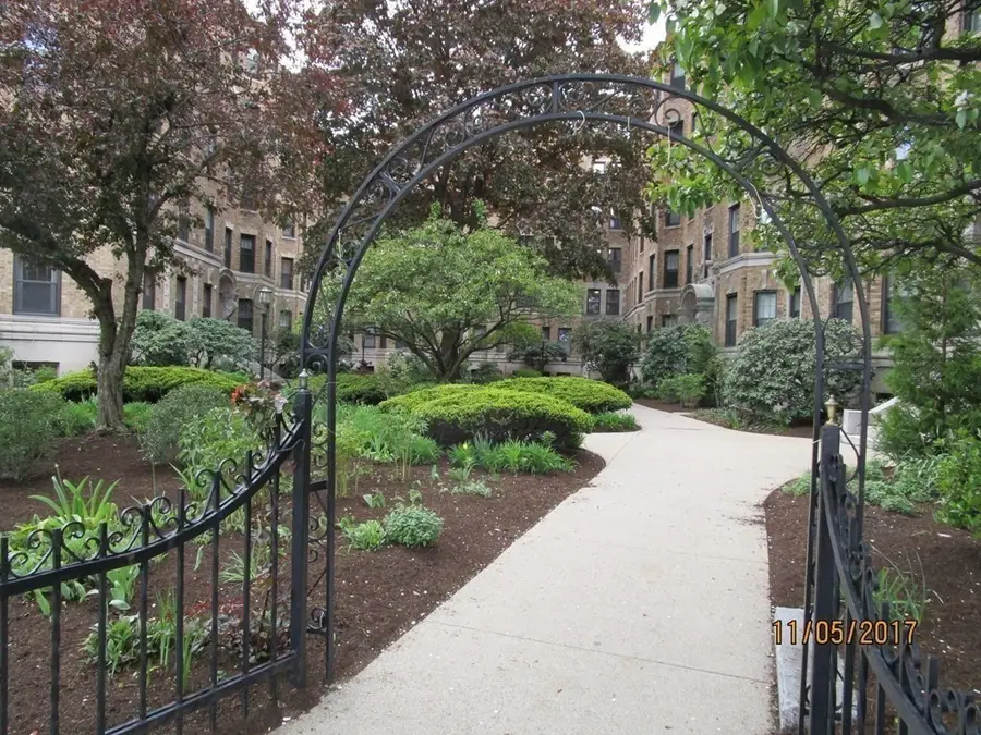 118 Riverway #8, Boston, MA 02215 - #3
