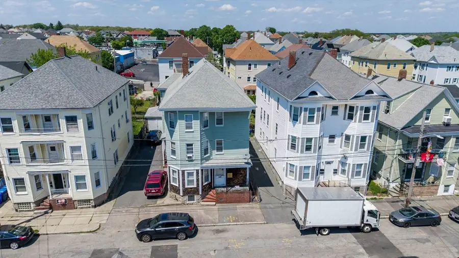 131 Whitman St, New Bedford, MA 02745 - #3