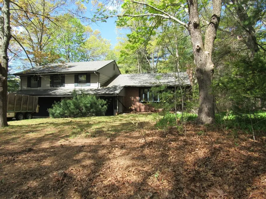 55 Hillside Ave, East Bridgewater, MA 02333 - #2