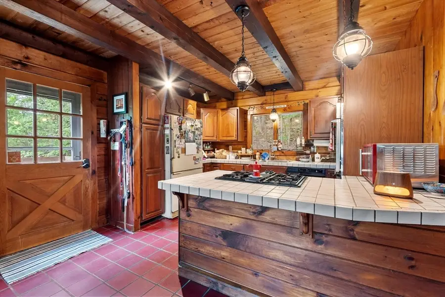 90 Appleton Cir, Fitchburg, MA 01420 - #2