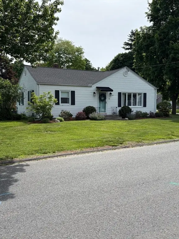 51 John St, East Longmeadow, MA 01028