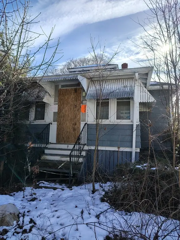 9 Gaudette Ave, Brockton, MA 02301 - #1