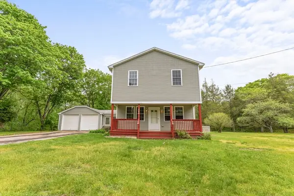79 Chestnut St, Rehoboth, MA 02769