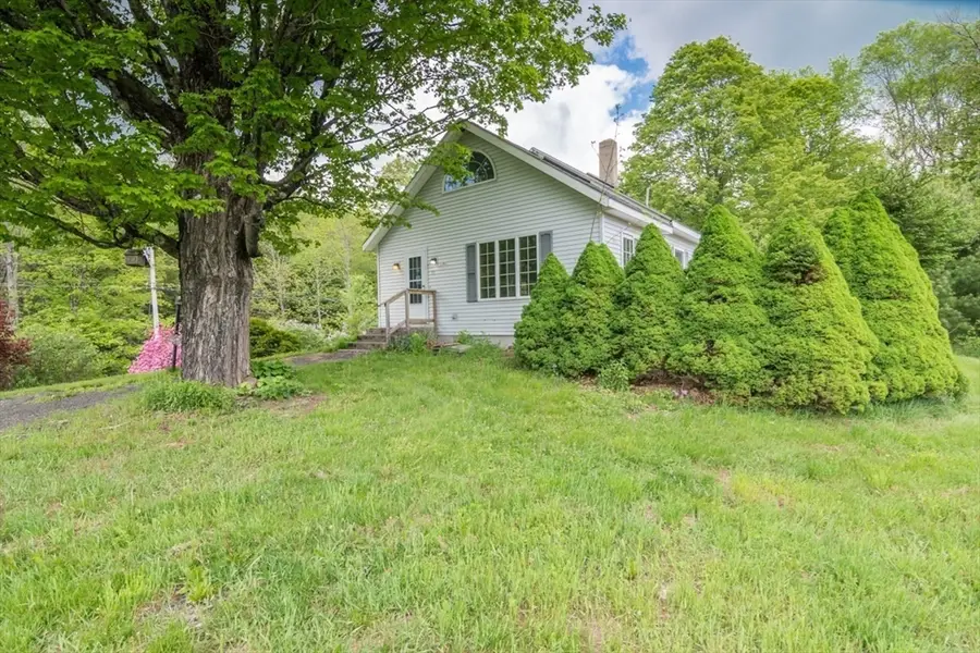 49 Parish Rd, Worthington, MA 01098 - #3