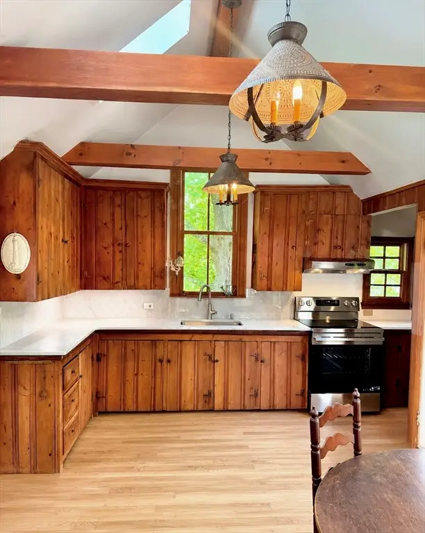 1015 Hortonville Rd, Swansea, MA 02777 - #3