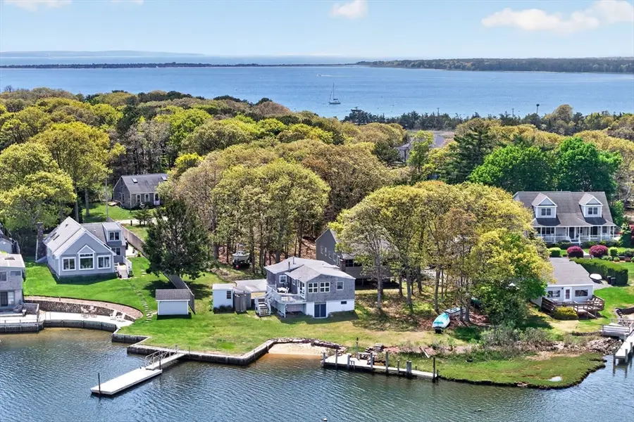 11 Clamshell Ln, Mashpee, MA 02649 - #2