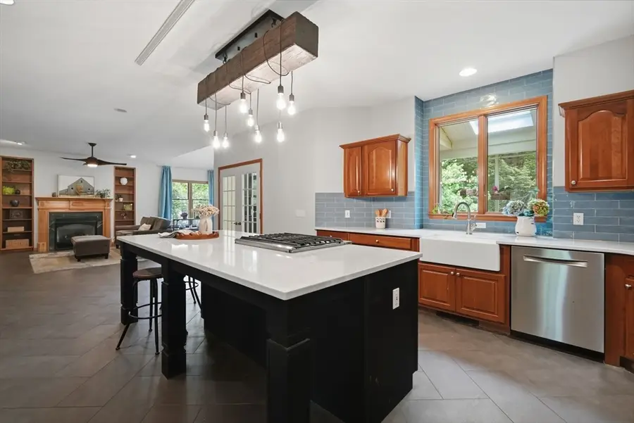 331 Hadley St., South Hadley, MA 01075 - #3