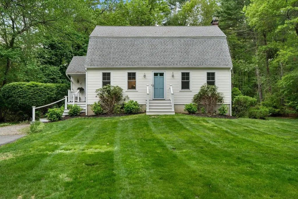 216 Autumn Ave, Duxbury, MA 02332 - #1