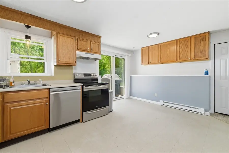 21 Cobb St, Norton, MA 02766 - #3