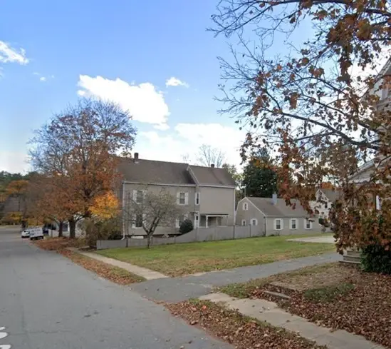 14B Maple, Amesbury, MA 01913