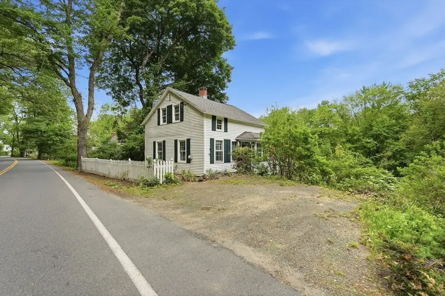72 Park St, South Hadley, MA 01075 - #2