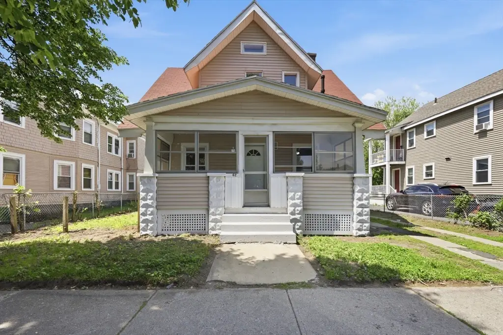 62 Kenyon St, Springfield, MA 01109 - #1