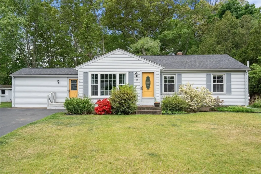 24 Barberry Drive, Seekonk, MA 02771 - #1