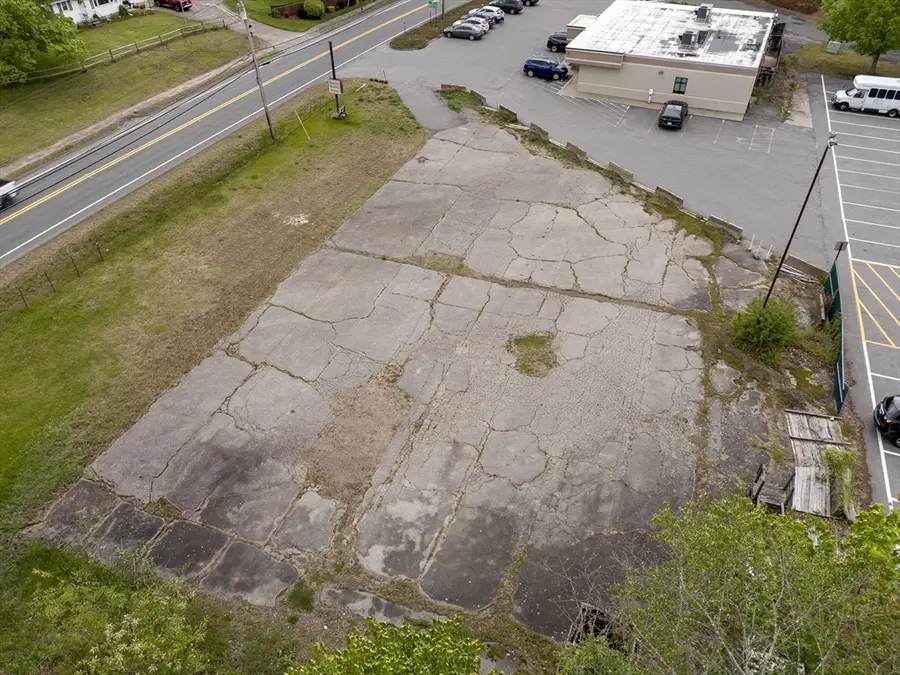 184 West St, Ware, MA 01082 - #3