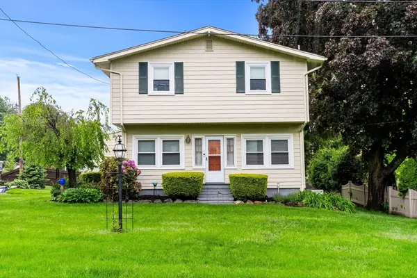 1 Lawton St, Haverhill, MA 01830