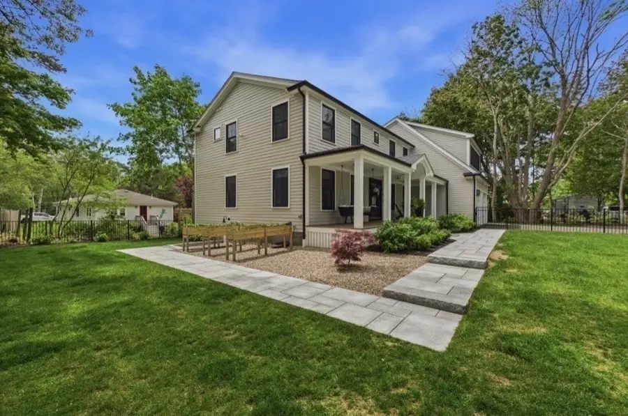 11 Vinal Ave, Plymouth, MA 02360 - #3