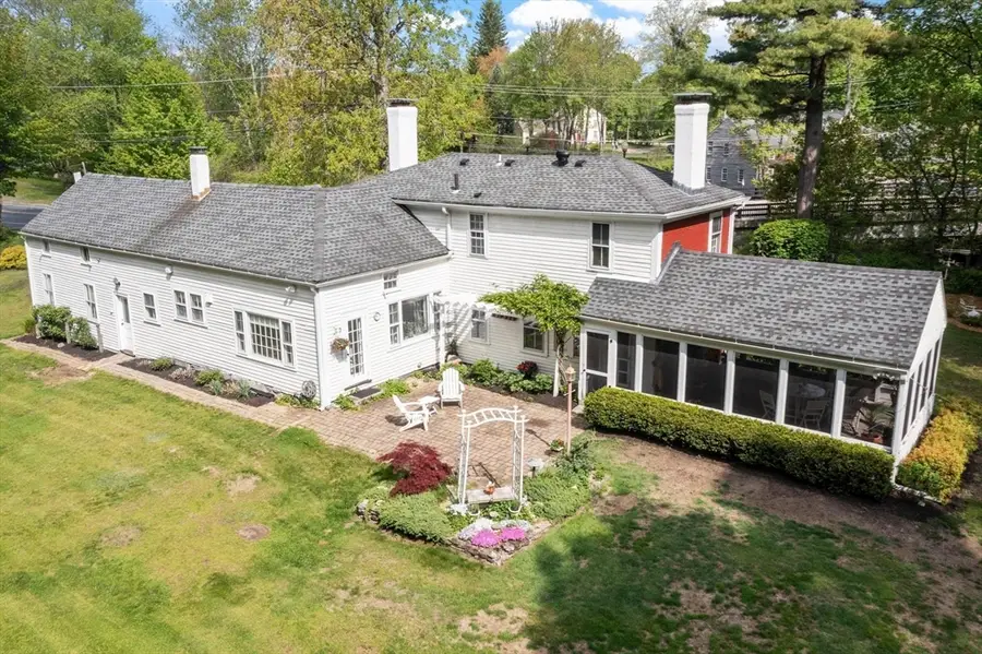 8 South Street, Townsend, MA 01469 - #2