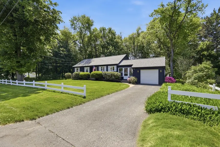 7 Highland Ave, South Hadley, MA 01075 - #2