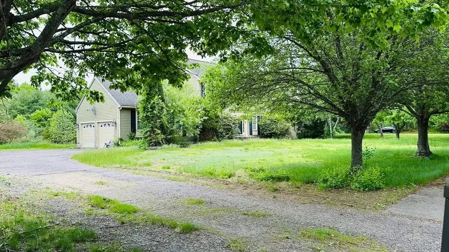 4 Canoe River Rd, South Easton, MA 02334 - #3
