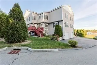 8 Patriot Blvd #8, Hopkinton, MA 01748