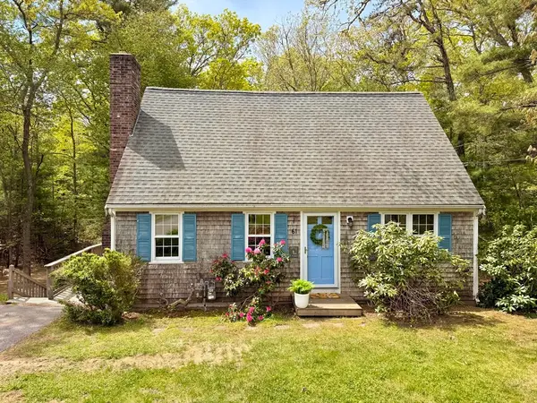 61 Althea Rd, Falmouth, MA 02556