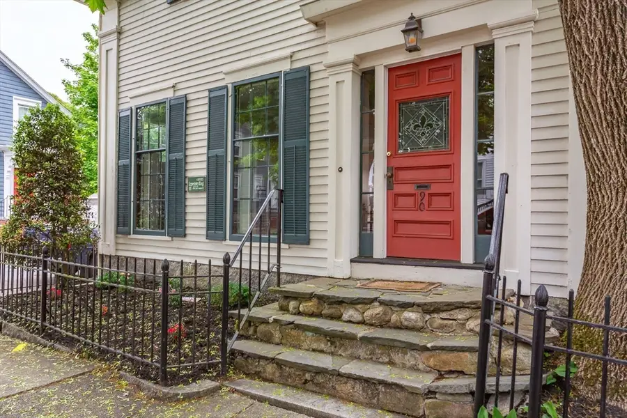 90 Walden St, New Bedford, MA 02740 - #3