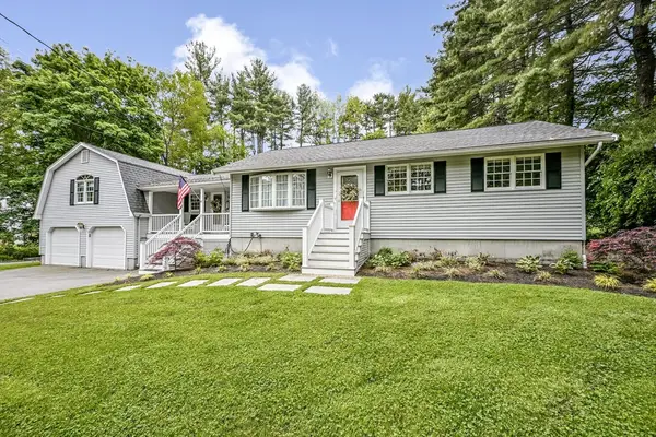 11 Holbrook St, Norfolk, MA 02056