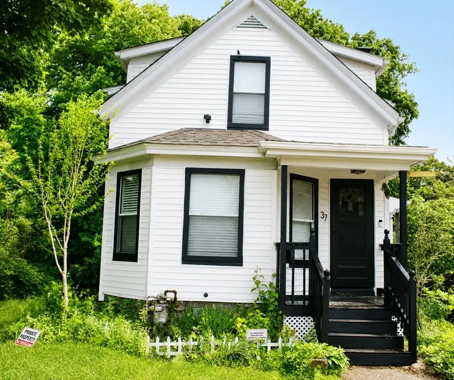 37 Hunt St, Brockton, MA 02302 - #2