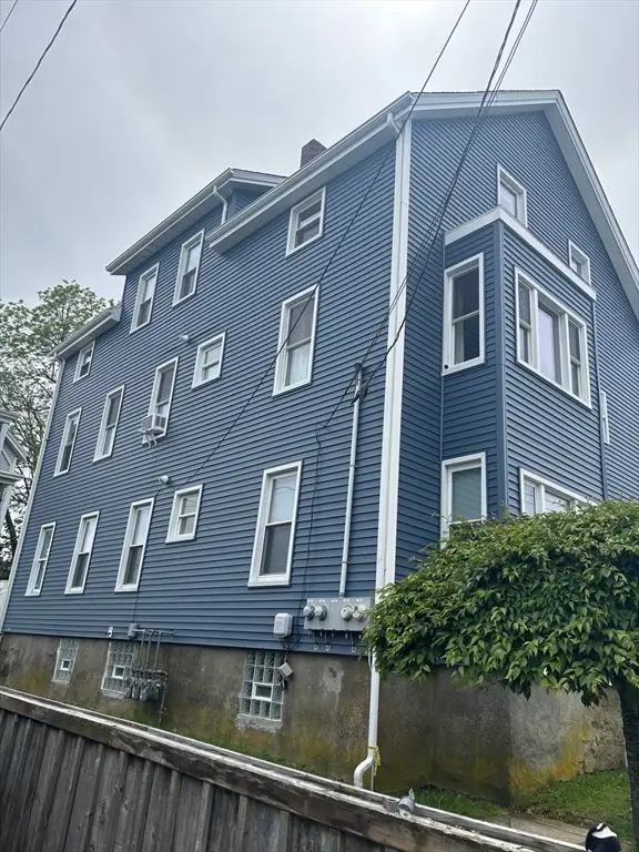 47 Summerfield St, Fall River, MA 02720 - #1