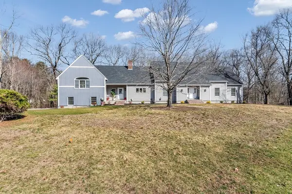 30 Anne Rd, North Andover, MA 01845
