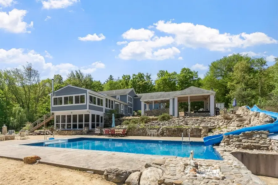 411 Goodrich St, Lunenburg, MA 01462 - #2