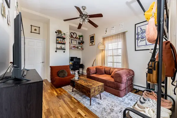 13 Vinton St #3, Boston, MA 02127