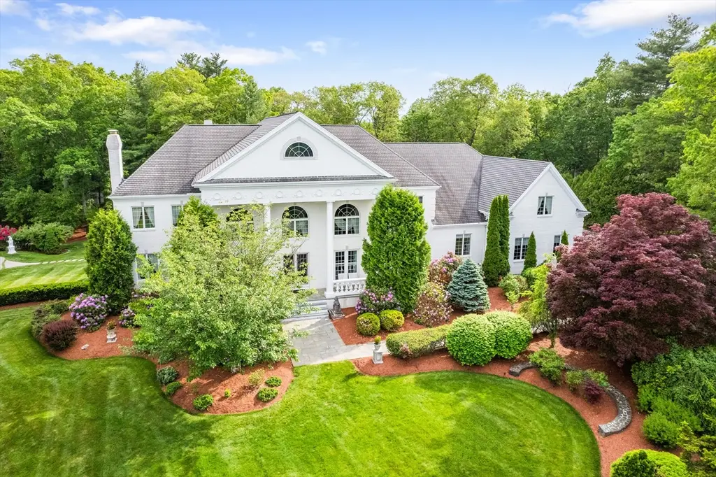 6 Steel Rd, Hopedale, MA 01747 - #1