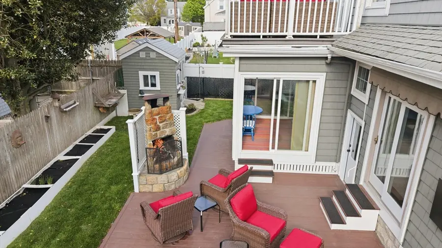 23 Milton St, New Bedford, MA 02740 - #3