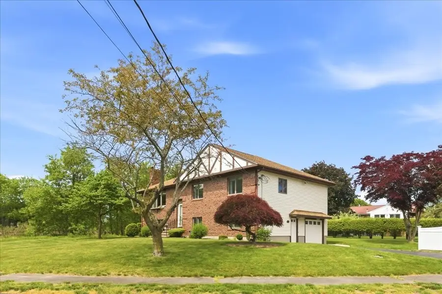 27 Feeney Road, Norwood, MA 02062 - #3