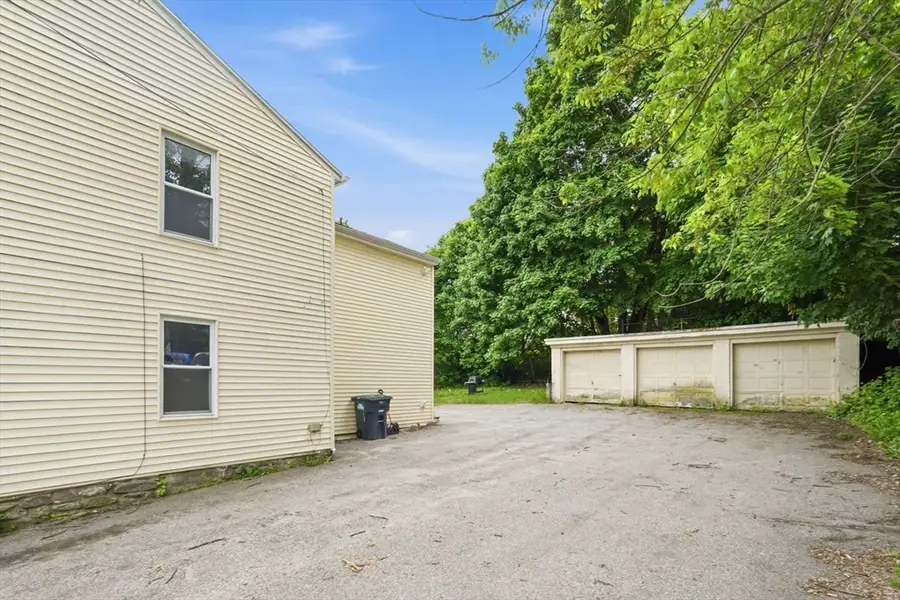 33 Union St, Southbridge, MA 01550 - #3