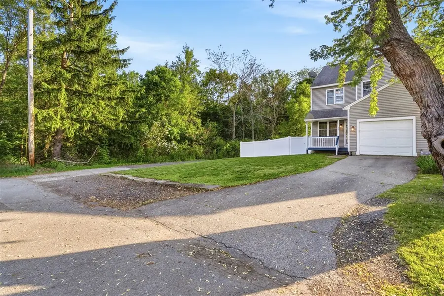 23 Yale St #23, Uxbridge, MA 01569 - #3