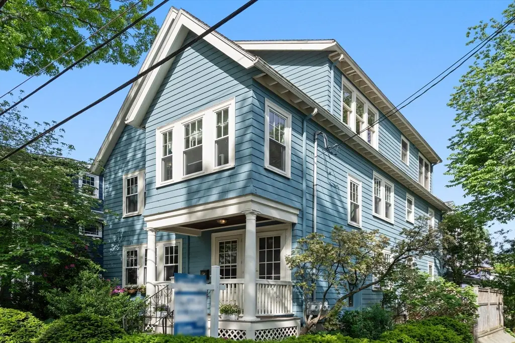 33 Ackers Ave #2, Brookline, MA 02445 - #1