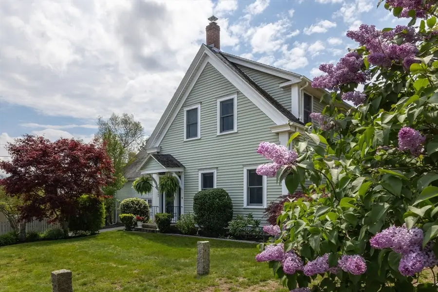 487 Pine St, Weymouth, MA 02190 - #3