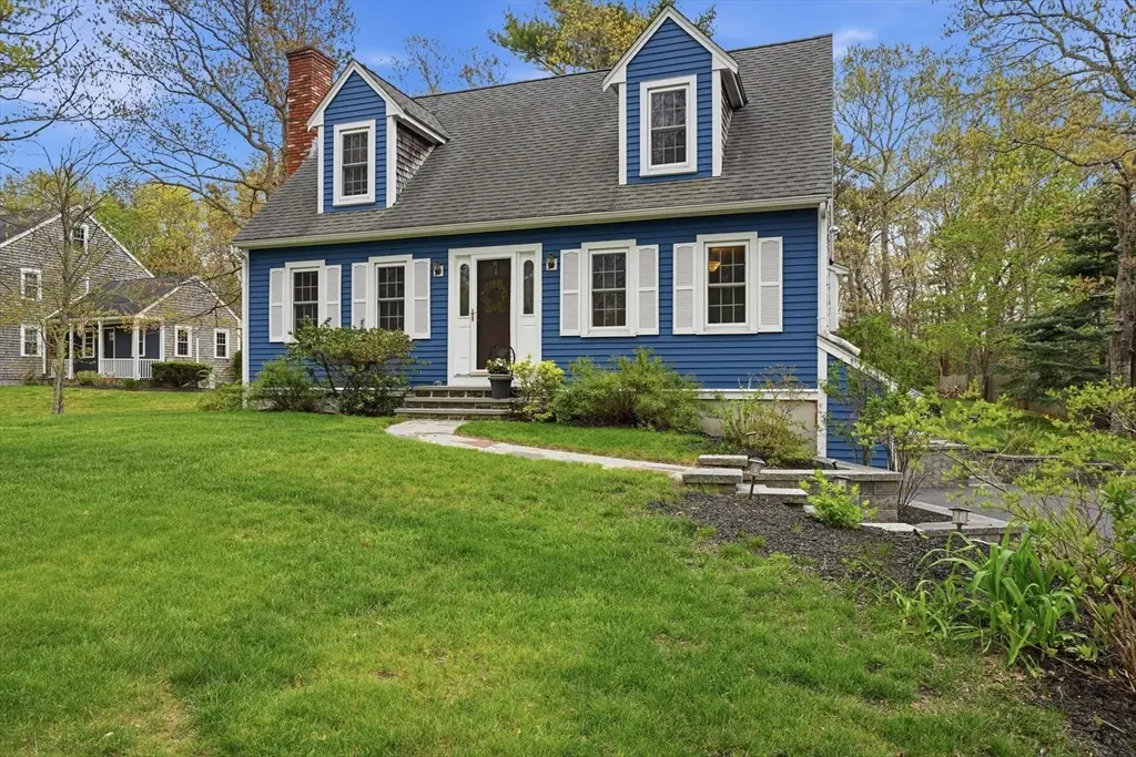 62 Donna Dr, Plymouth, MA 02360 - #1