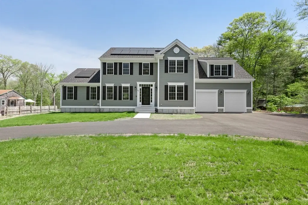 185 Mattapoisett Road, Acushnet, MA 02743 - #1