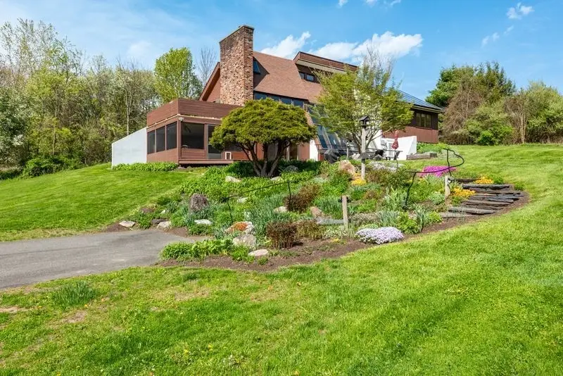 400 Middle St, Amherst, MA 01002 - #1