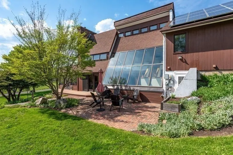 400 Middle St, Amherst, MA 01002 - #3
